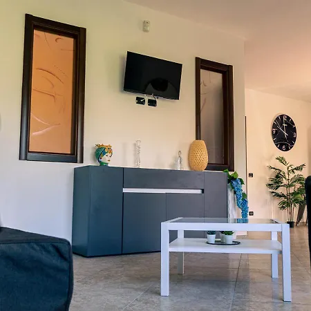 Vigne Vecchie Villa *